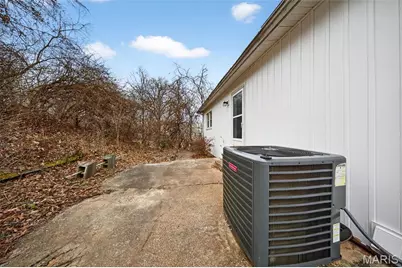 11660 Mark Twain Lane, Bridgeton, MO 63044 - Photo 30