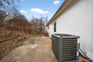 11660 Mark Twain Ln, Bridgeton, MO 63044 - Photo 30