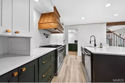 11660 Mark Twain Lane, Bridgeton, MO 63044 - Photo 4