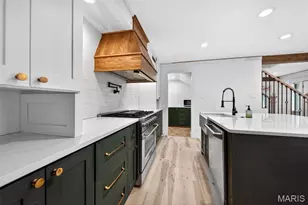 11660 Mark Twain Ln, Bridgeton, MO 63044 - Photo 4