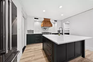 11660 Mark Twain Ln, Bridgeton, MO 63044 - Photo 2