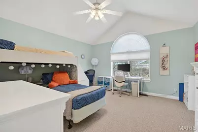 1002 Winter Lake Drive, Fenton, MO 63026 - Photo 8