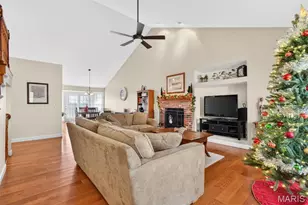 1002 Winter Lake Dr, Fenton, MO 63026 - Photo 18