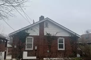 8327 Eton Pl, Saint Louis, MO 63136 - Photo 2