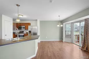 2002 Chestnut Pines Ct, Saint Peters, MO 63376 - Photo 8