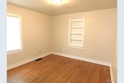 650 W College Street, Troy, MO 63379 - Photo 12