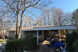 2320 Thomas St, Poplar Bluff, MO 63901 - Photo 2