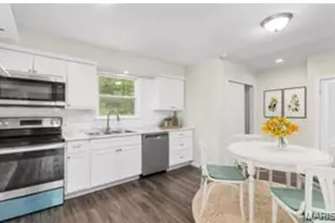 834 Young Dr, Fenton, MO 63026 - Photo 4