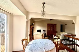 4079 Bradford Dr, Saint Charles, MO 63304 - Photo 4