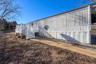 4057 Crest Dr, House Springs, MO 63051 - Photo 2