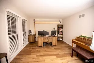 260 Monroe Mill Dr, Ballwin, MO 63011 - Photo 18