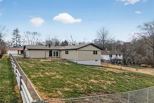 4815 Brookton Way, Saint Louis, MO 63128 - Photo 44