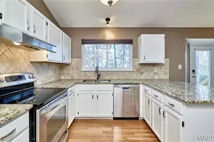 104 Westridge Parc Ln, Ellisville, MO 63021 - Photo 10