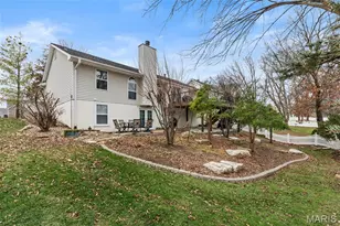 215 Highland Meadows Dr, Wentzville, MO 63385 - Photo 4