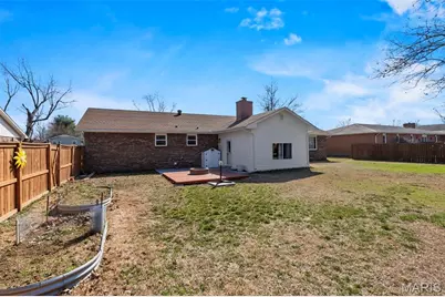 106 Holmes Drive, Sikeston, MO 63801 - Photo 8