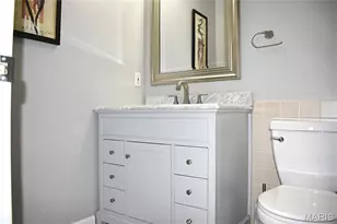 4366 Chateau De Ville Dr, Saint Louis, MO 63129 - Photo 24