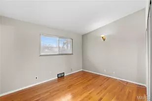 2370 Martin Dr, Florissant, MO 63033 - Photo 12