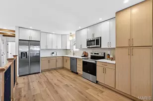 6017 Wagon Mt Ct, Unincorporated, MO 63129 - Photo 12