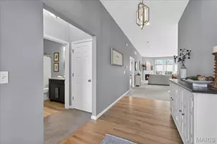 922 Ridgepointe Pl Cir, Lake Saint Louis, MO 63367 - Photo 4