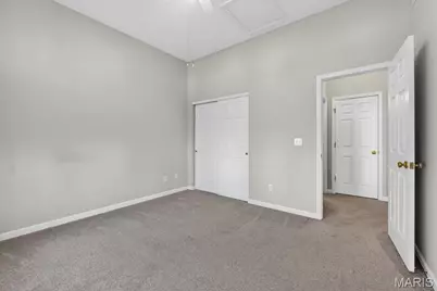 922 Ridgepointe Place Circle #102, Lake Saint Louis, MO 63367 - Photo 34