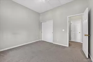 922 Ridgepointe Pl Cir, Lake Saint Louis, MO 63367 - Photo 34