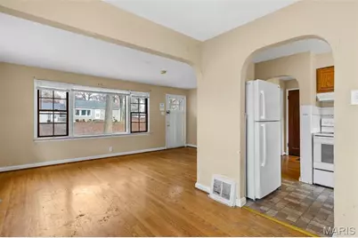 7806 Underhill Drive, Saint Louis, MO 63133 - Photo 12