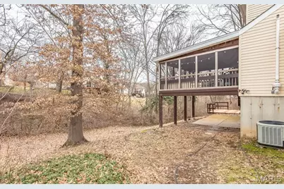 3615 Falcon Ridge Court, Saint Louis, MO 63129 - Photo 8
