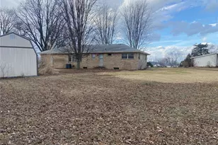 7 Wayne St, Saint Charles, MO 63301 - Photo 2