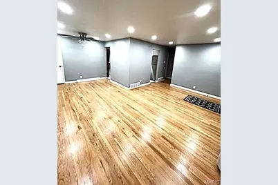 9746 Newton Drive, Ferguson, MO 63136 - Photo 6