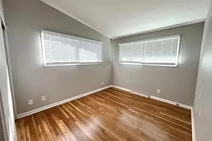 10700 Hallstead Dr, Saint Louis, MO 63136 - Photo 10