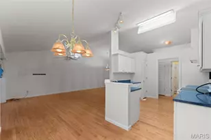 6042 Glennaire Dr, Saint Louis, MO 63129 - Photo 14