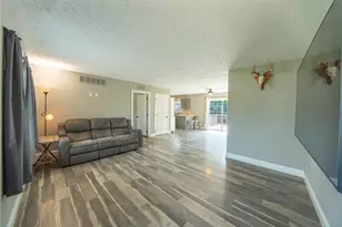 20 DRAKE CIR, Foley, MO 63347 - Photo 8