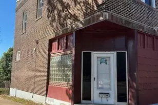 3700 Osceola St, Saint Louis, MO 63116 - Photo 2