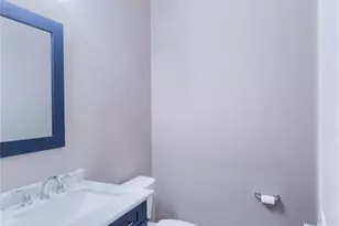 435 Landscape Ct, Webster Groves, MO 63119 - Photo 6