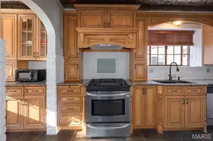 7601 Gannon Ave, University City, MO 63130 - Photo 10