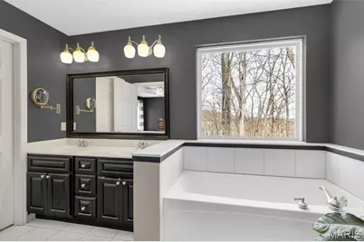 1902 Glenn Court, Lake Sherwood, MO 63357 - Photo 16