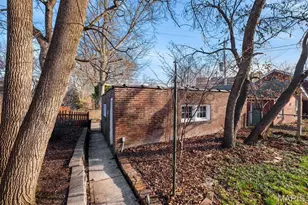 925 Dover Pl, Saint Louis, MO 63111 - Photo 28