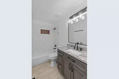 16712 Chesterfield Farms Drive, Chesterfield, MO 63005 - Photo 38