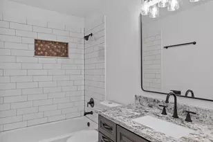 16712 Chesterfield Farms Dr, Chesterfield, MO 63005 - Photo 38