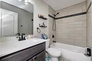 70 Village Cir Dr, Winfield, MO 63389 - Photo 14