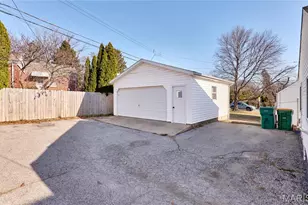 8257 Watson Rd, Webster Groves, MO 63119 - Photo 30