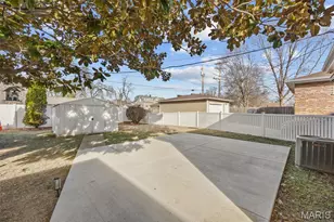 5619 Arendes Dr, Saint Louis, MO 63116 - Photo 24