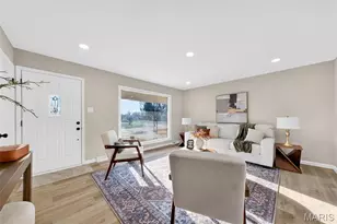 14 Longhenrich Dr, Florissant, MO 63031 - Photo 4