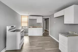 3325 Chippewa St, Saint Louis, MO 63118 - Photo 12