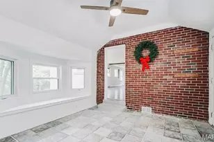 308 Forest Pkwy, Manchester, MO 63021 - Photo 14
