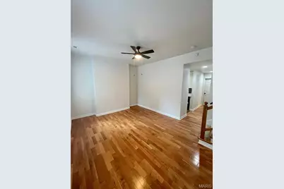 2332 S 13th Street, Saint Louis, MO 63104 - Photo 2