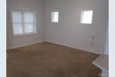 7205 Dorset Avenue, University City, MO 63130 - Photo 4