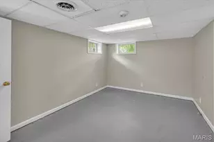 3368 Suncrest Ave, Saint Louis, MO 63114 - Photo 22