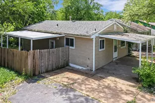 3368 Suncrest Ave, Saint Louis, MO 63114 - Photo 2