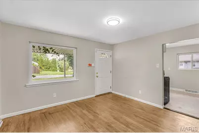 3368 Suncrest Avenue, Saint Louis, MO 63114 - Photo 6